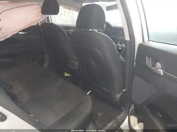 5NPD74LF3KH485289 2019 HYUNDAI ELANTRA - Image 8
