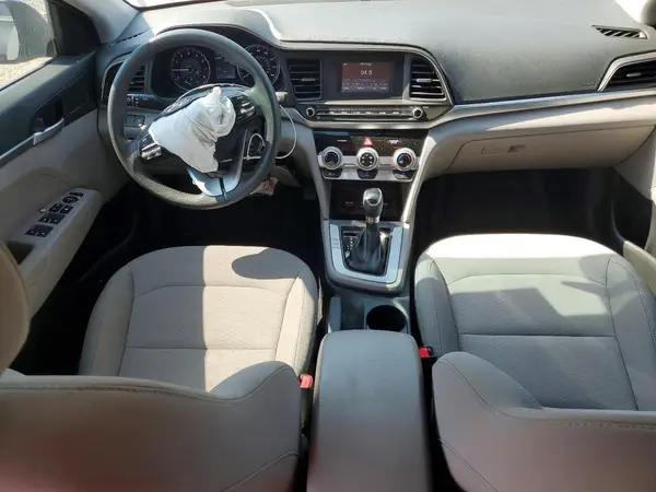 5NPD74LF3KH487642 2019 HYUNDAI ELANTRA - Image 8