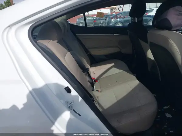 5NPD74LF3KH492890 2019 HYUNDAI ELANTRA - Image 8