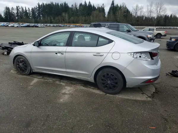 5NPD74LF3KH493313 2019 HYUNDAI ELANTRA - Image 2