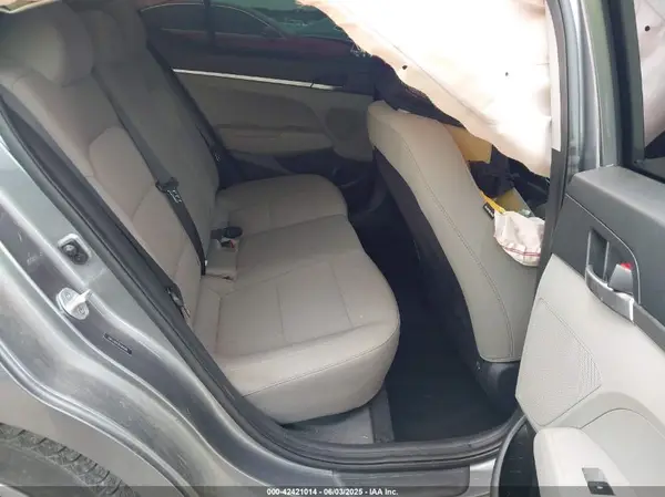 5NPD74LF3KH494185 2019 HYUNDAI ELANTRA - Image 8