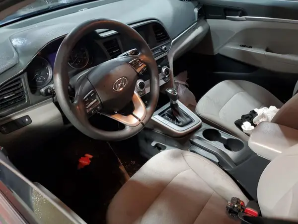 5NPD74LF3KH495840 2019 HYUNDAI ELANTRA - Image 8