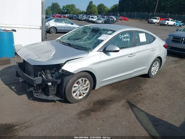 5NPD74LF3KH497670 2019 HYUNDAI ELANTRA - Image 2