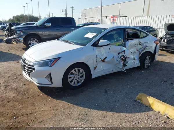 5NPD74LF3LH529017 2020 HYUNDAI ELANTRA - Image 2