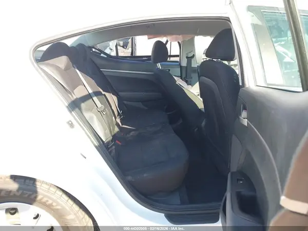 5NPD74LF3LH529017 2020 HYUNDAI ELANTRA - Image 8