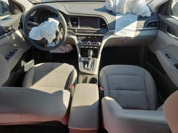5NPD74LF3LH543483 2020 HYUNDAI ELANTRA - Image 8