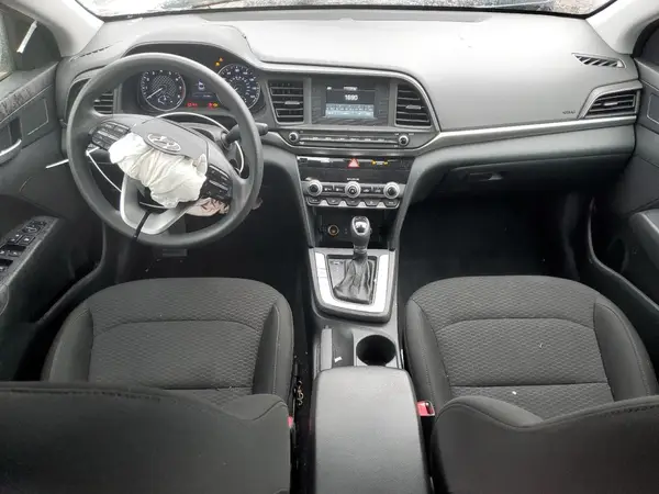 5NPD74LF3LH560056 2020 HYUNDAI ELANTRA - Image 8