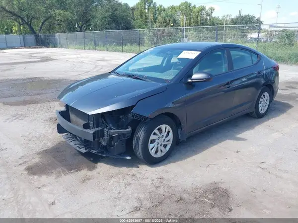 5NPD74LF3LH560218 2020 HYUNDAI ELANTRA - Image 2