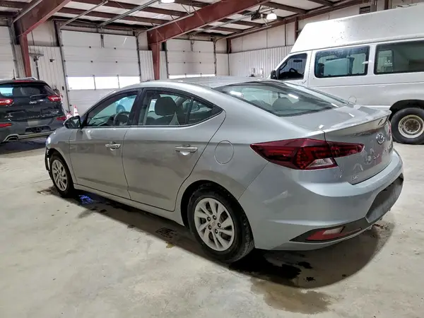 5NPD74LF3LH585183 2020 HYUNDAI ELANTRA - Image 2