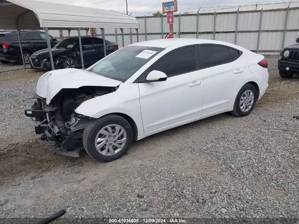 5NPD74LF3LH588715 2020 HYUNDAI ELANTRA - Image 2
