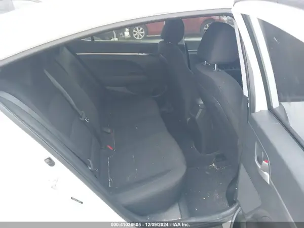 5NPD74LF3LH588715 2020 HYUNDAI ELANTRA - Image 8