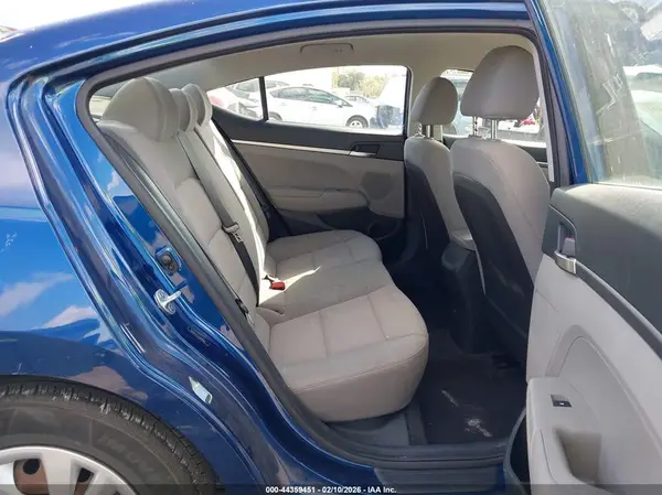 5NPD74LF3LH590562 2020 HYUNDAI ELANTRA - Image 8