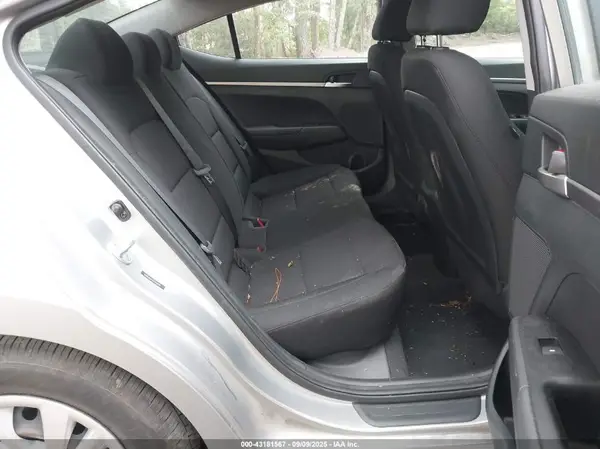5NPD74LF3LH596720 2020 HYUNDAI ELANTRA - Image 8