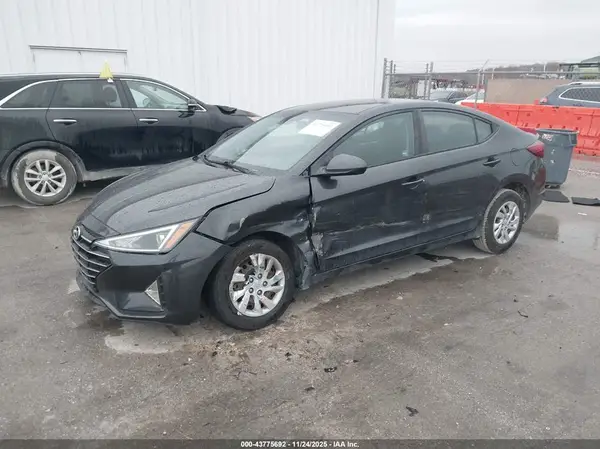 5NPD74LF3LH599763 2020 HYUNDAI ELANTRA - Image 2