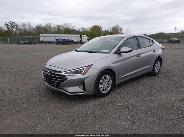 5NPD74LF3LH600880 2020 HYUNDAI ELANTRA - Image 2