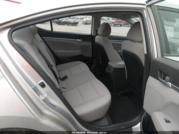 5NPD74LF3LH600880 2020 HYUNDAI ELANTRA - Image 8