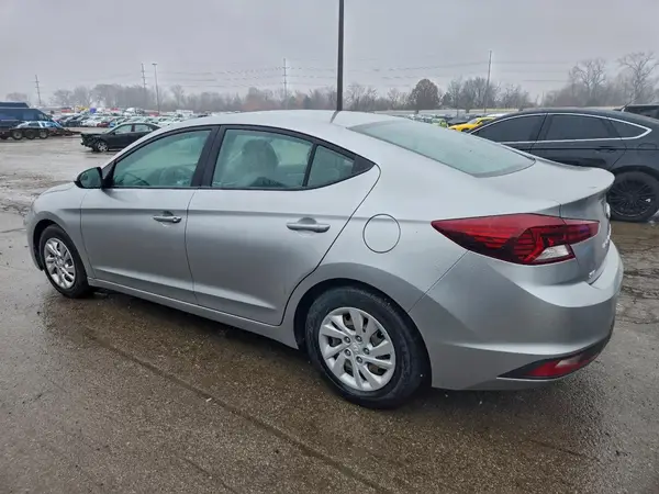 5NPD74LF3LH608820 2020 HYUNDAI ELANTRA - Image 2