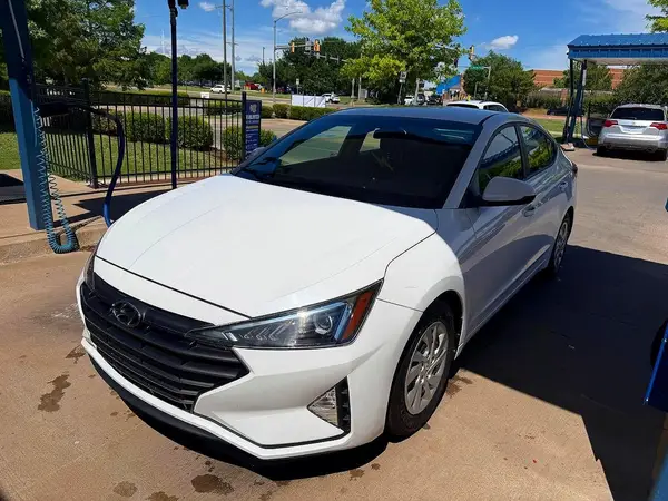 5NPD74LF3LH608865 2020 HYUNDAI ELANTRA - Image 2