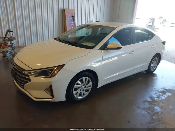5NPD74LF3LH610812 2020 HYUNDAI ELANTRA - Image 2