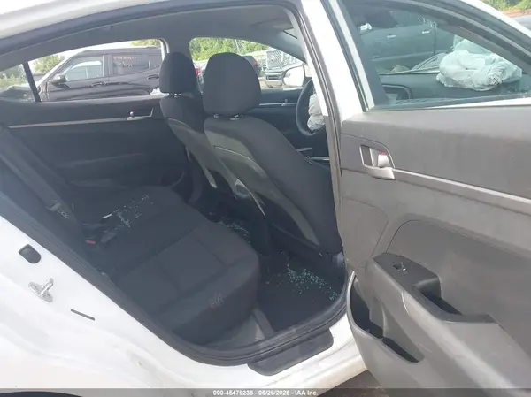 5NPD74LF3LH613323 2020 HYUNDAI ELANTRA - Image 8