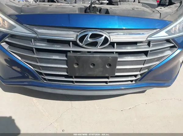 2020 HYUNDAI ELANTRA auction photo 6