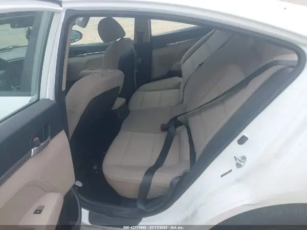 5NPD74LF3LH619008 2020 HYUNDAI ELANTRA - Image 8