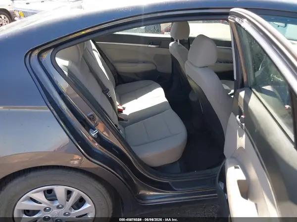 5NPD74LF3LH621082 2020 HYUNDAI ELANTRA - Image 8