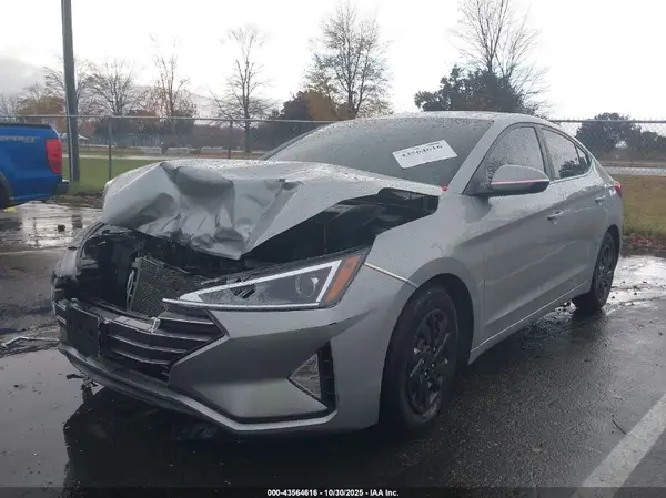 5NPD74LF3LH621115 2020 HYUNDAI ELANTRA - Image 2