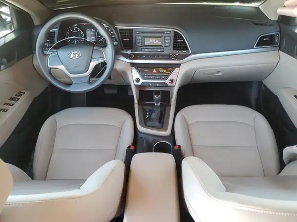 5NPD74LF4HH059992 2017 HYUNDAI ELANTRA - Image 8