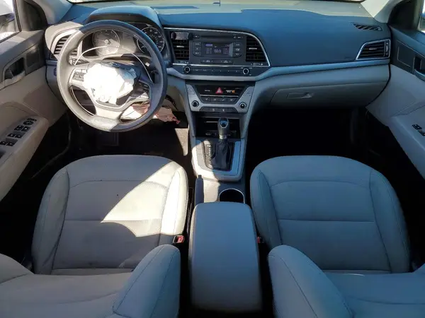 5NPD74LF4HH067557 2017 HYUNDAI ELANTRA - Image 8