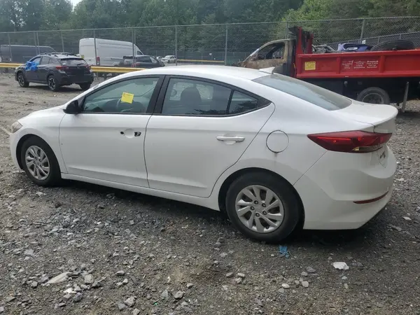 5NPD74LF4HH077005 2017 HYUNDAI ELANTRA - Image 2
