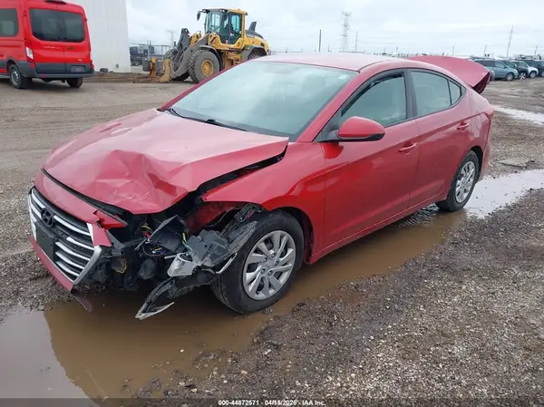5NPD74LF4HH077960 2017 HYUNDAI ELANTRA - Image 2