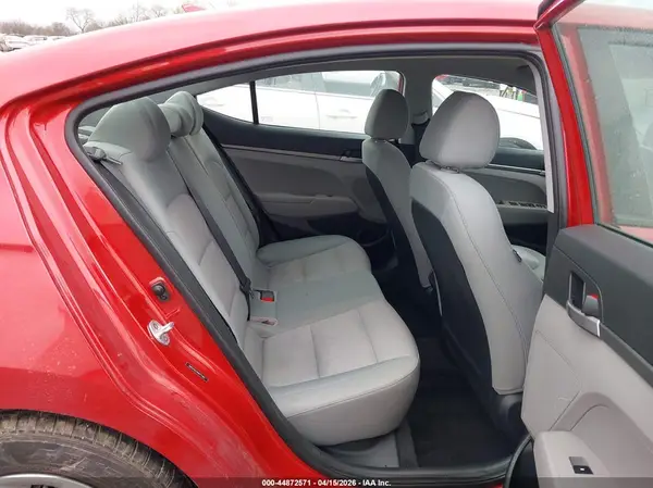 5NPD74LF4HH077960 2017 HYUNDAI ELANTRA - Image 8