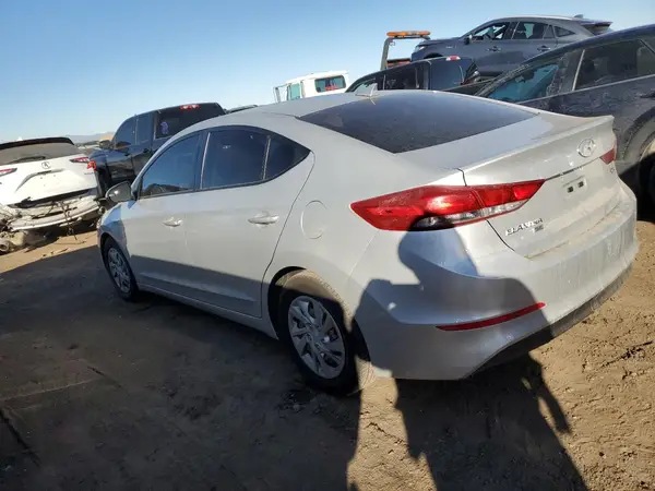 5NPD74LF4HH083757 2017 HYUNDAI ELANTRA - Image 2