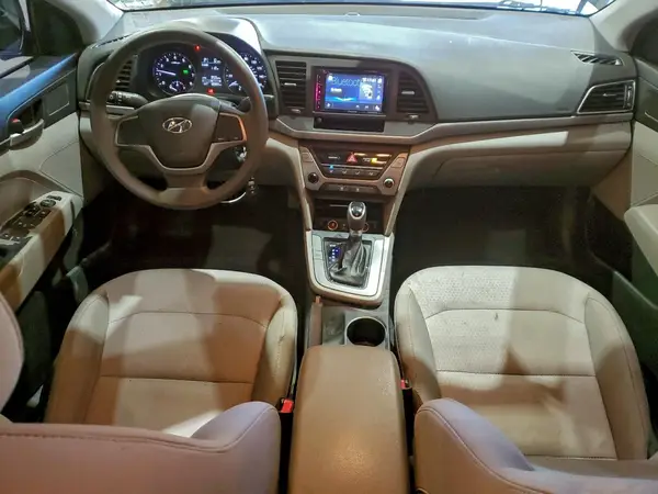 5NPD74LF4HH098632 2017 HYUNDAI ELANTRA - Image 8