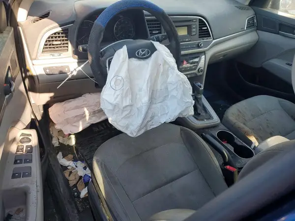 5NPD74LF4HH100752 2017 HYUNDAI ELANTRA - Image 8