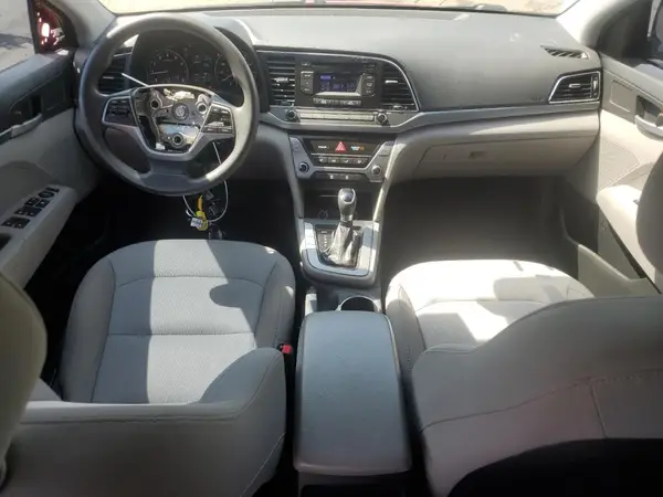 5NPD74LF4HH101044 2017 HYUNDAI ELANTRA - Image 8