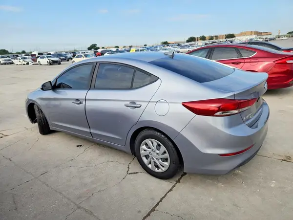 5NPD74LF4HH103795 2017 HYUNDAI ELANTRA - Image 2