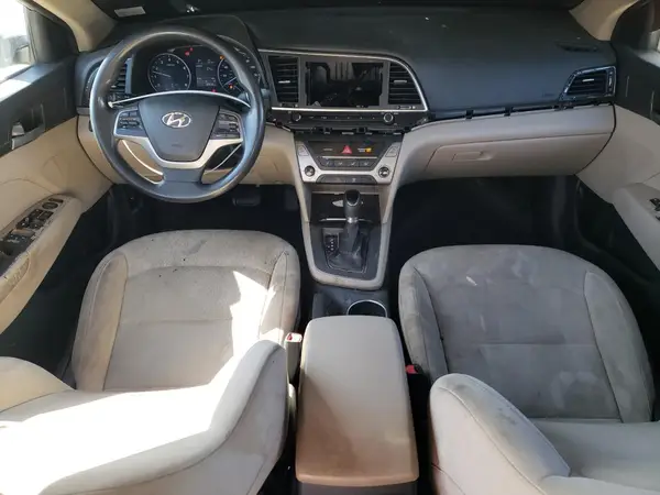 5NPD74LF4HH104168 2017 HYUNDAI ELANTRA - Image 8