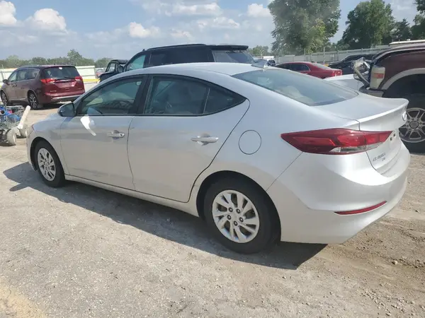 5NPD74LF4HH104493 2017 HYUNDAI ELANTRA - Image 2