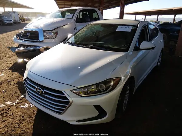 5NPD74LF4HH113873 2017 HYUNDAI ELANTRA - Image 2