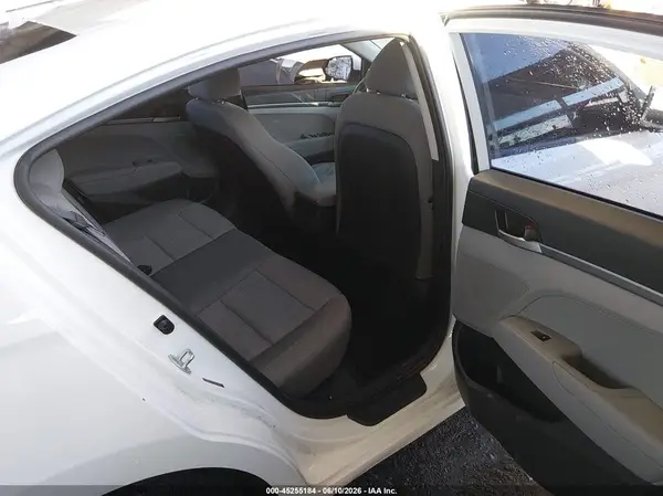 5NPD74LF4HH113873 2017 HYUNDAI ELANTRA - Image 8