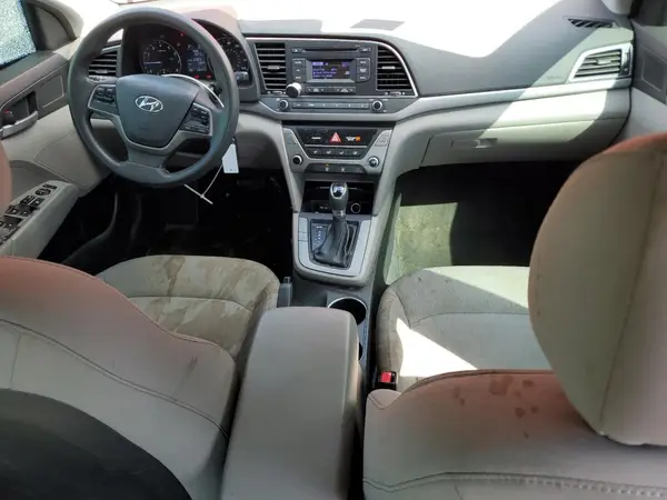 5NPD74LF4HH126042 2017 HYUNDAI ELANTRA - Image 8