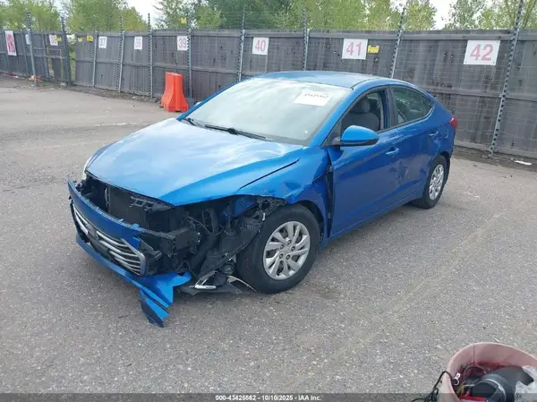 5NPD74LF4HH126106 2017 HYUNDAI ELANTRA - Image 2