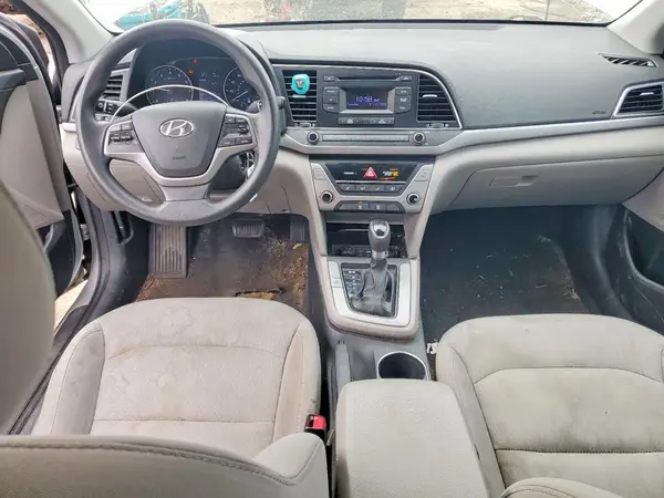5NPD74LF4HH127272 2017 HYUNDAI ELANTRA - Image 8
