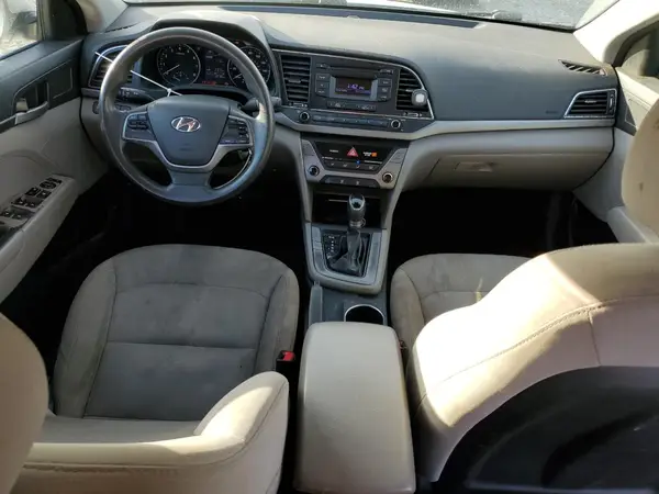 5NPD74LF4HH136697 2017 HYUNDAI ELANTRA - Image 8