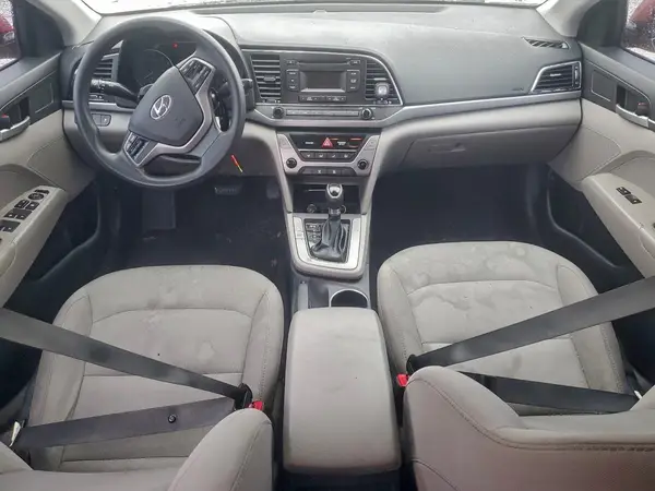 5NPD74LF4HH140829 2017 HYUNDAI ELANTRA - Image 8