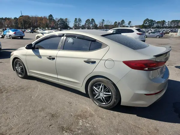 5NPD74LF4HH141267 2017 HYUNDAI ELANTRA - Image 2