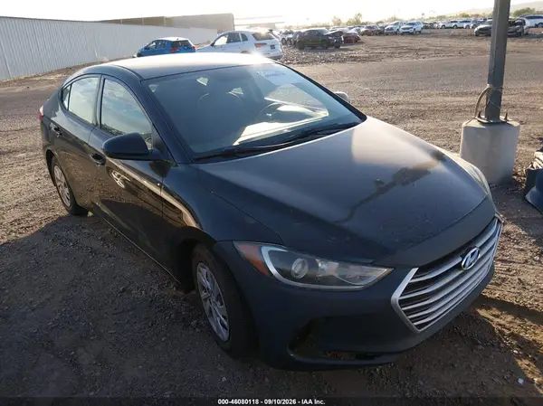 5NPD74LF4HH148784 2017 HYUNDAI ELANTRA - Image 1