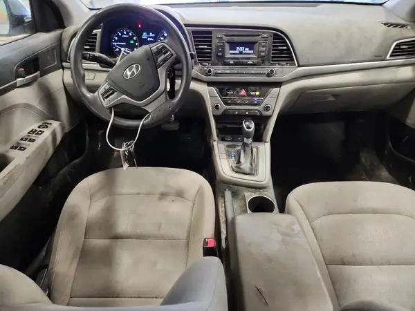 5NPD74LF4HH153743 2017 HYUNDAI ELANTRA - Image 8